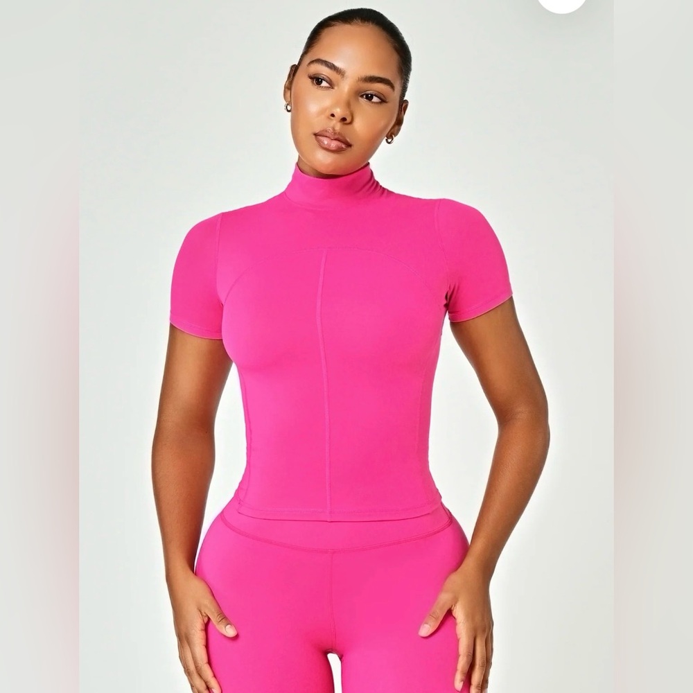 NEW Vibrant Pink Short Sleeve Top - Just bought but doesn’t fit